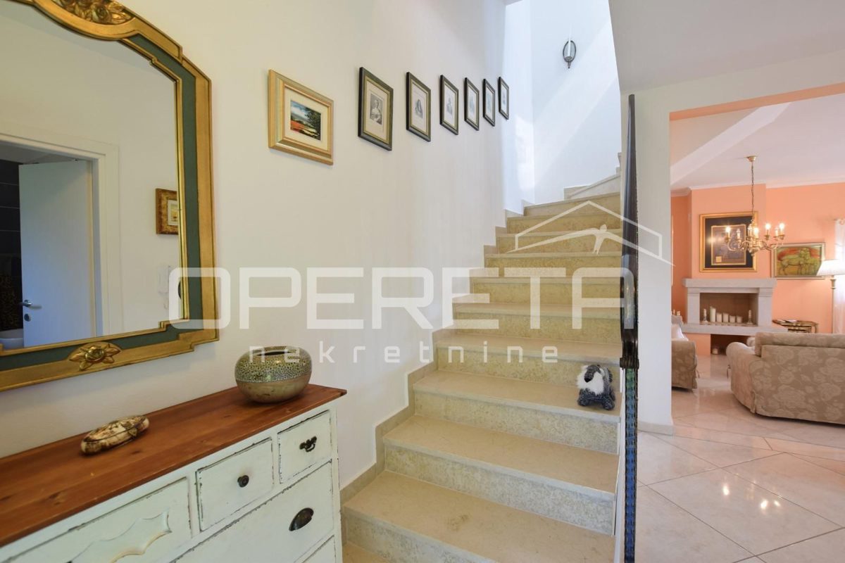 Haus Zu verkaufen - ISTARSKA POREČ
