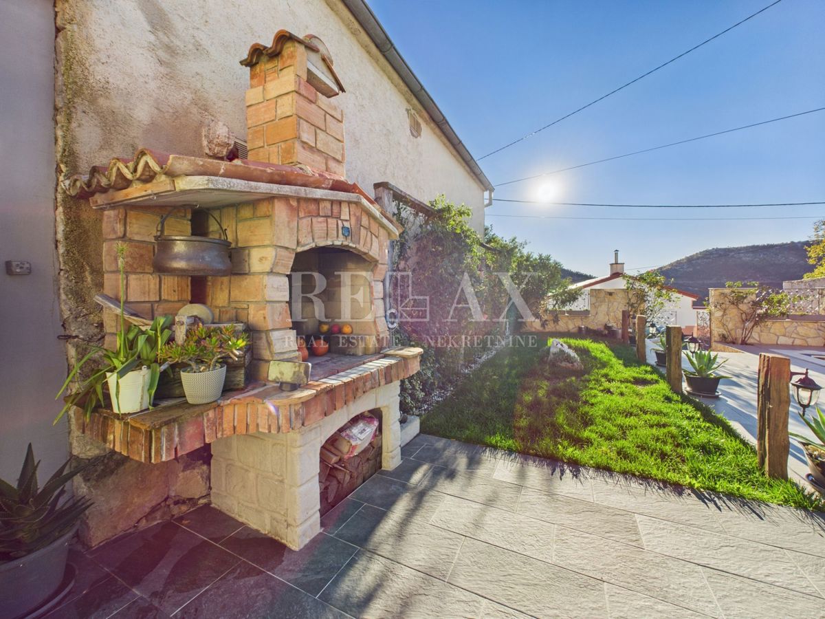 Kuća Na prodaju - PRIMORSKO-GORANSKA VINODOLSKA OPĆINA