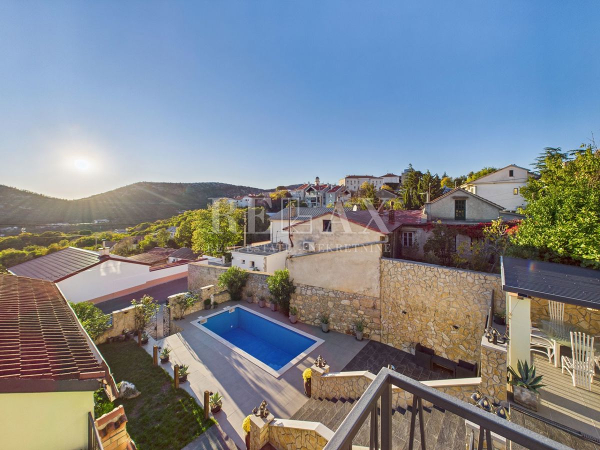 Kuća Na prodaju - PRIMORSKO-GORANSKA VINODOLSKA OPĆINA