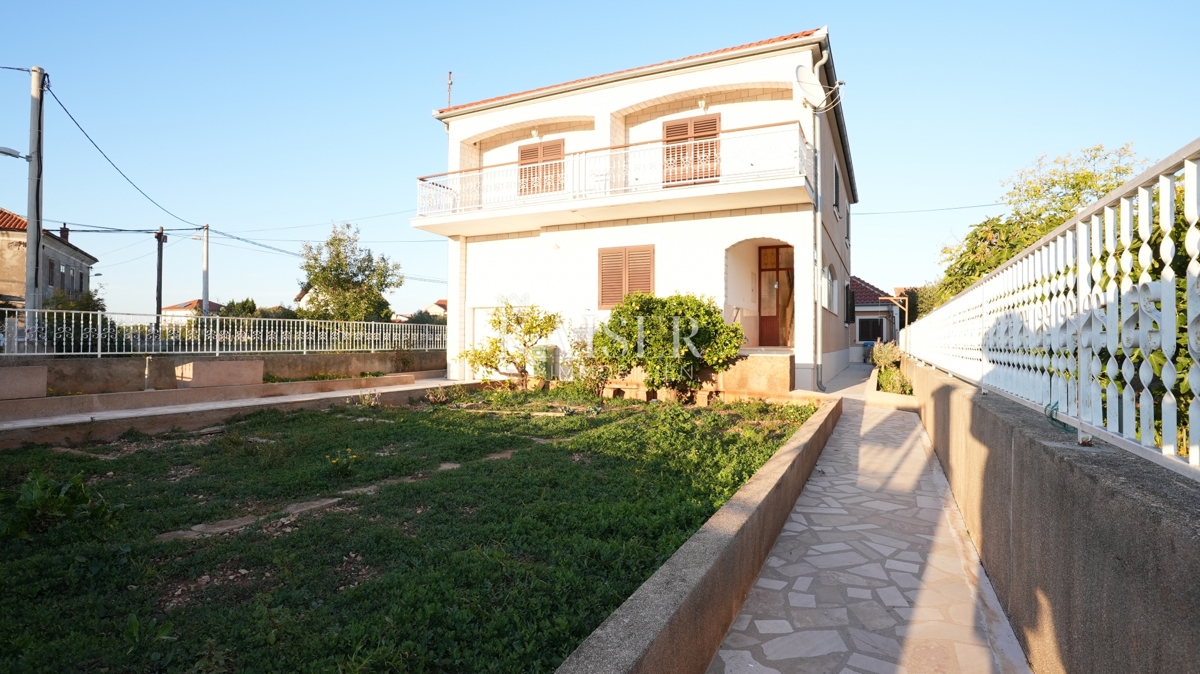 Kuća Na prodaju - ŠIBENSKO-KNINSKA ŠIBENIK