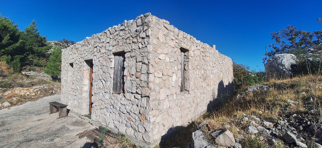 Dom Na predaj - ŠIBENSKO-KNINSKA PRIMOŠTEN