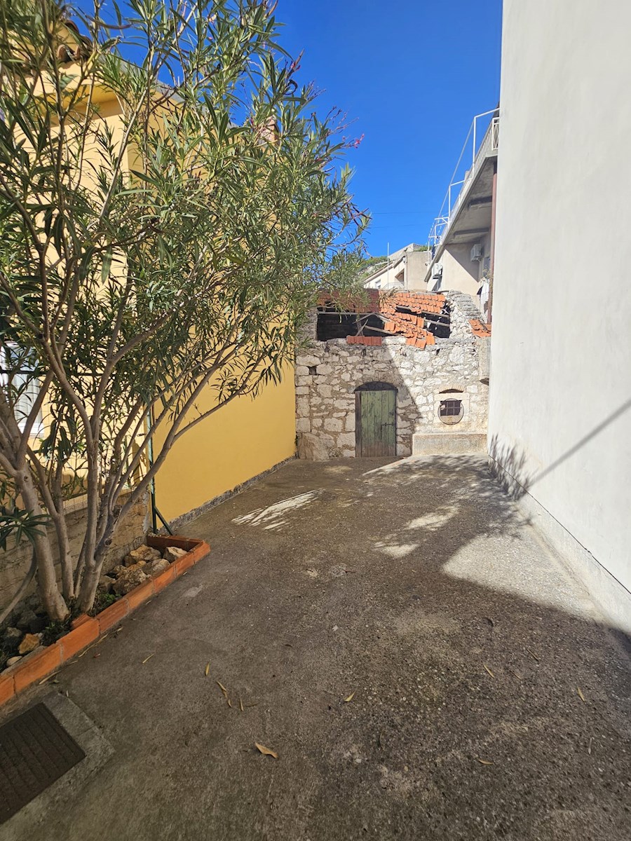 Kuća Na prodaju - ŠIBENSKO-KNINSKA ŠIBENIK