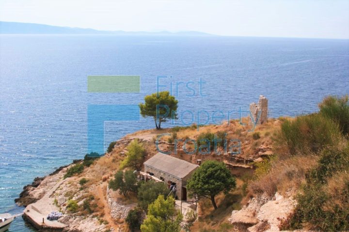 Grundstück zu verkaufen 750 m² – Brač