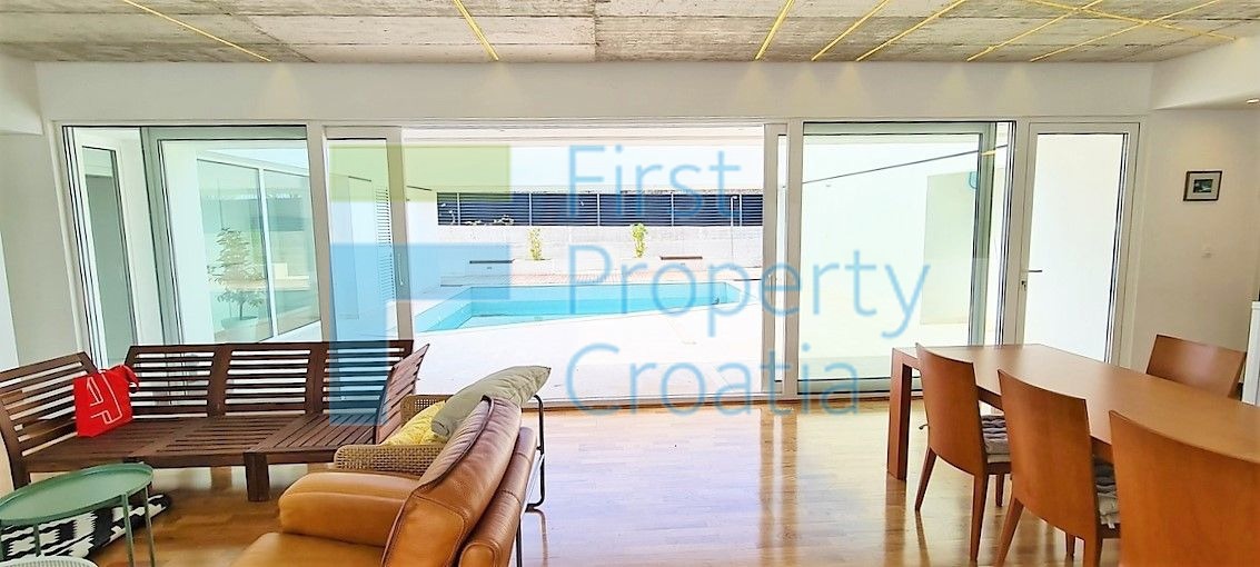 House For sale - Splitsko-dalmatinska Brač - foto 2/9
