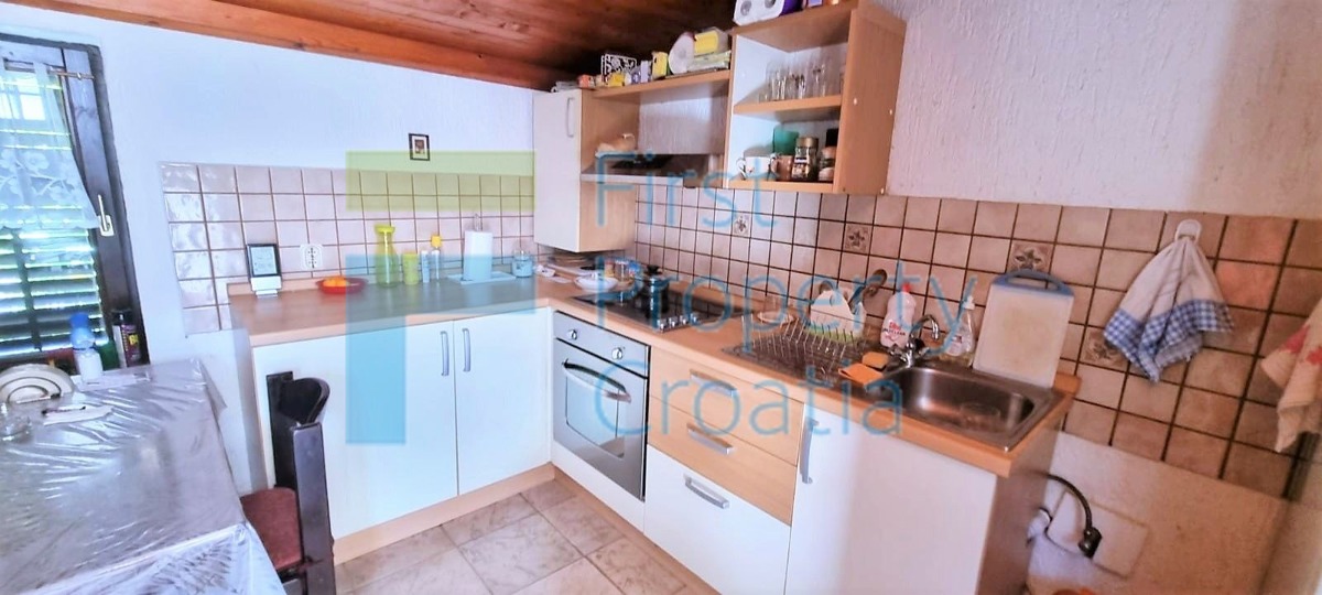 House For sale - SPLITSKO-DALMATINSKA BRAČ