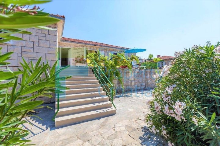 Casa In vendita - Splitsko-dalmatinska Brač - foto 2/7