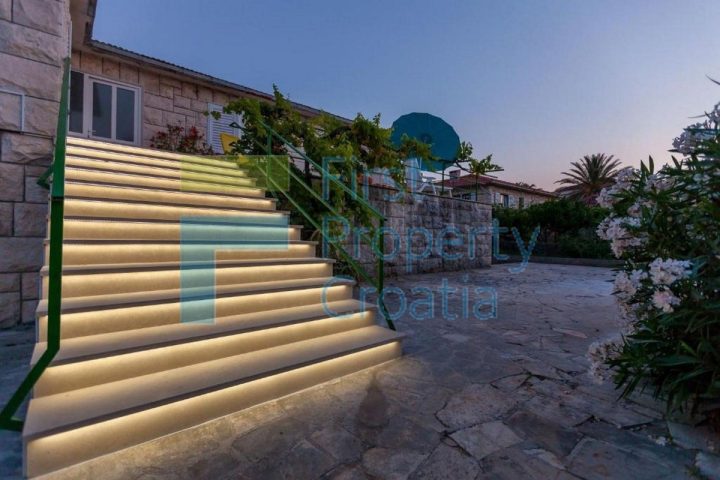 Casa In vendita - Splitsko-dalmatinska Brač - foto 3/7