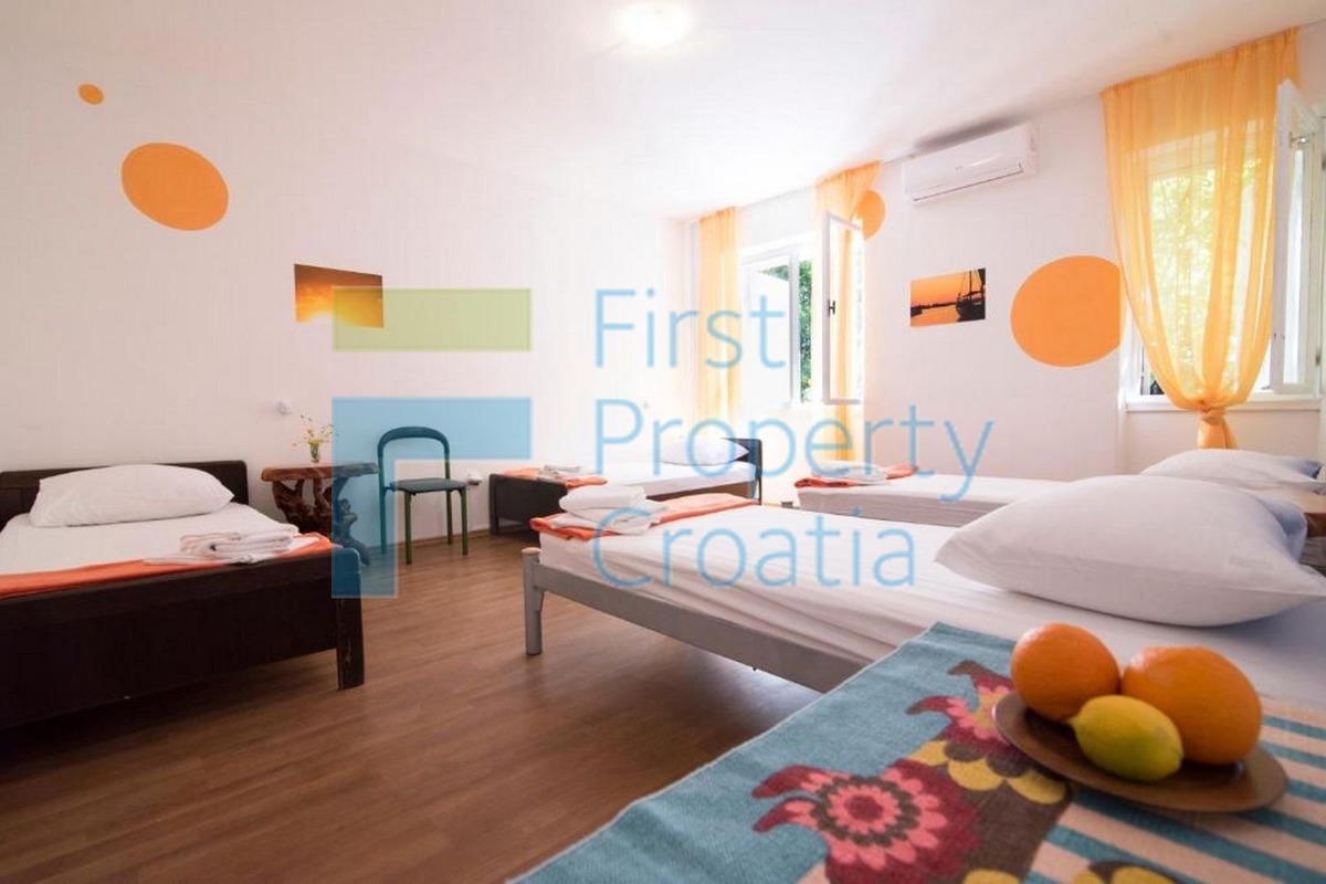 Haus Zu verkaufen - SPLITSKO-DALMATINSKA BRAČ