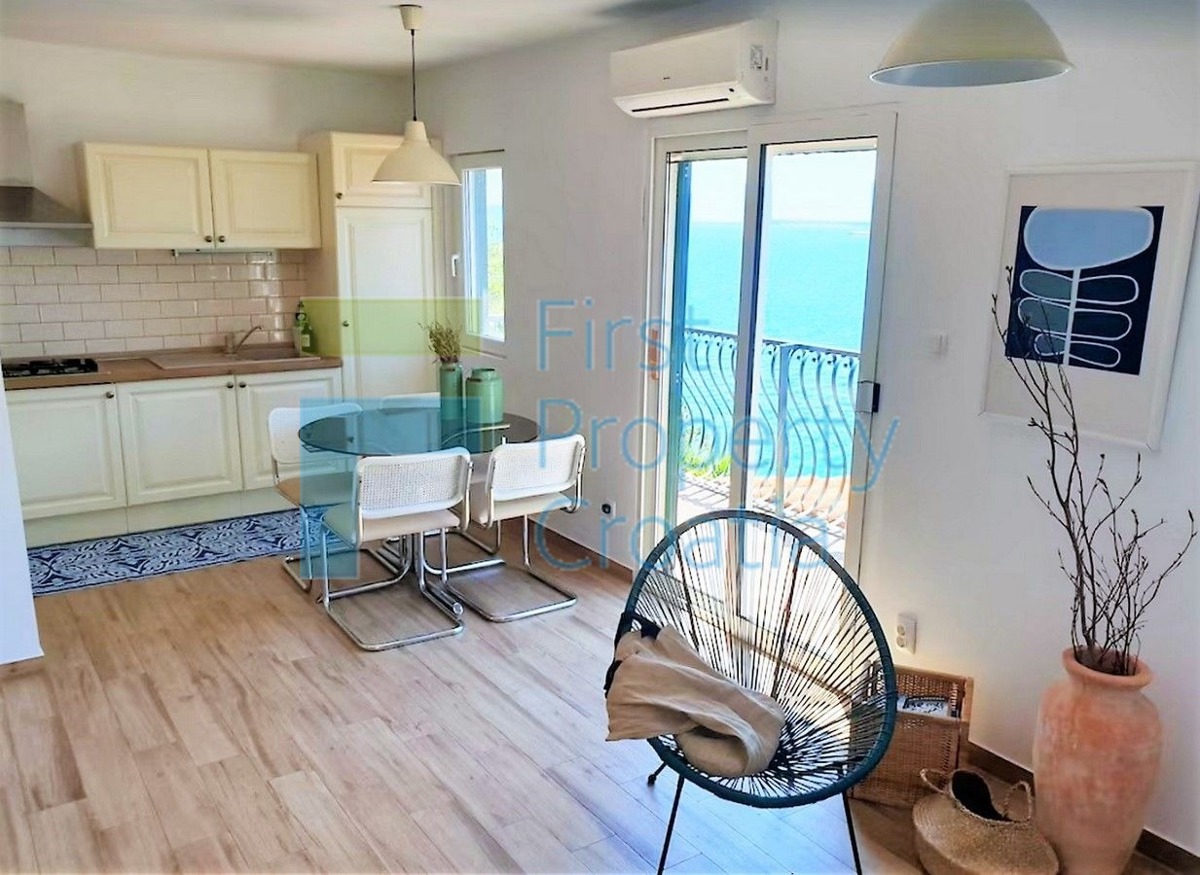 House For sale - SPLITSKO-DALMATINSKA TROGIR