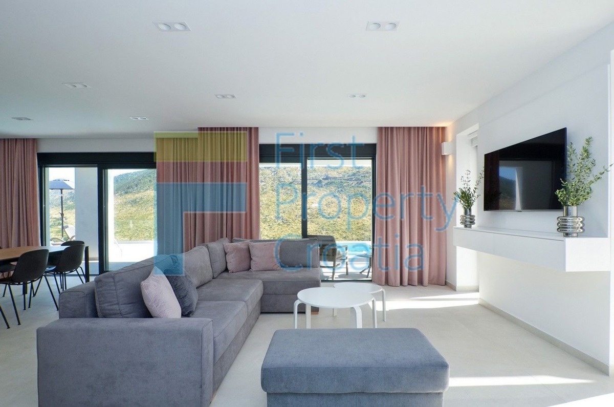 House For sale - SPLITSKO-DALMATINSKA SPLIT