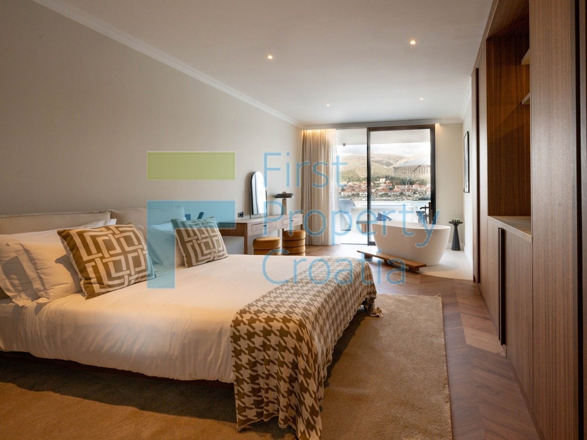 Haus Zu verkaufen - SPLITSKO-DALMATINSKA TROGIR