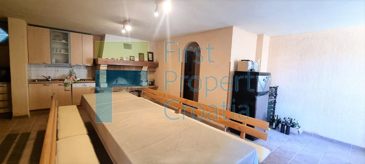 Haus Zu verkaufen - SPLITSKO-DALMATINSKA SPLIT