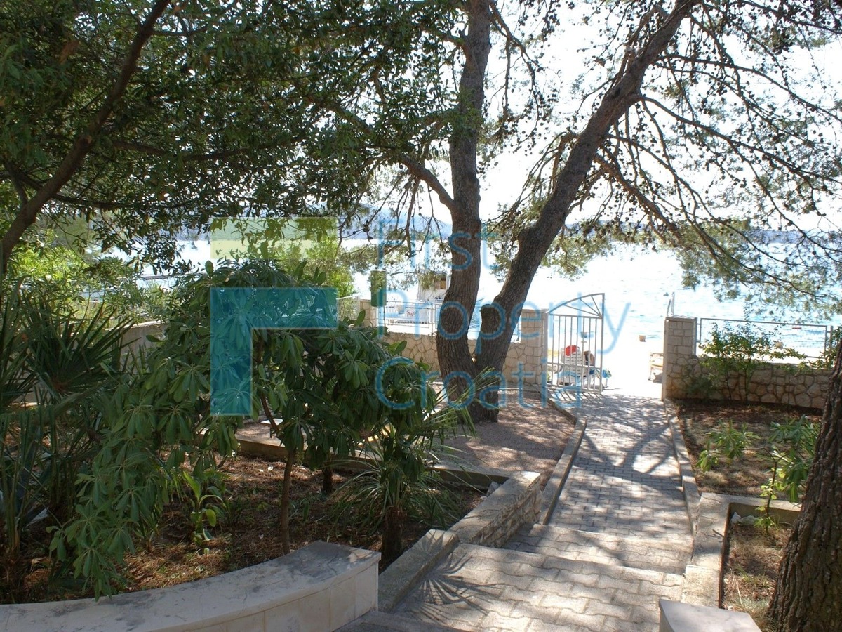 House For sale - šibensko-kninska šibenik - foto 2/8
