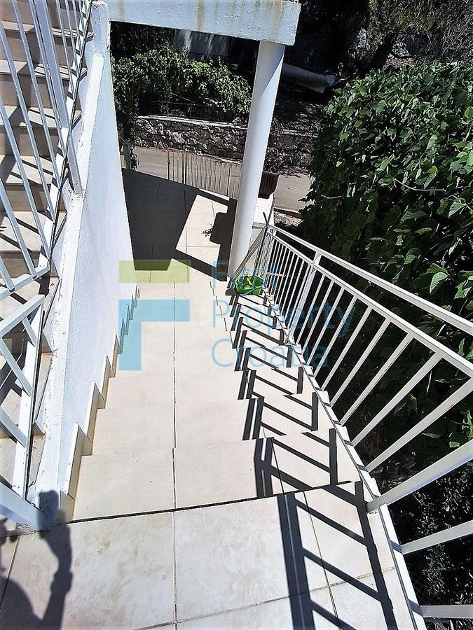 House For sale - ŠIBENSKO-KNINSKA PRIMOŠTEN