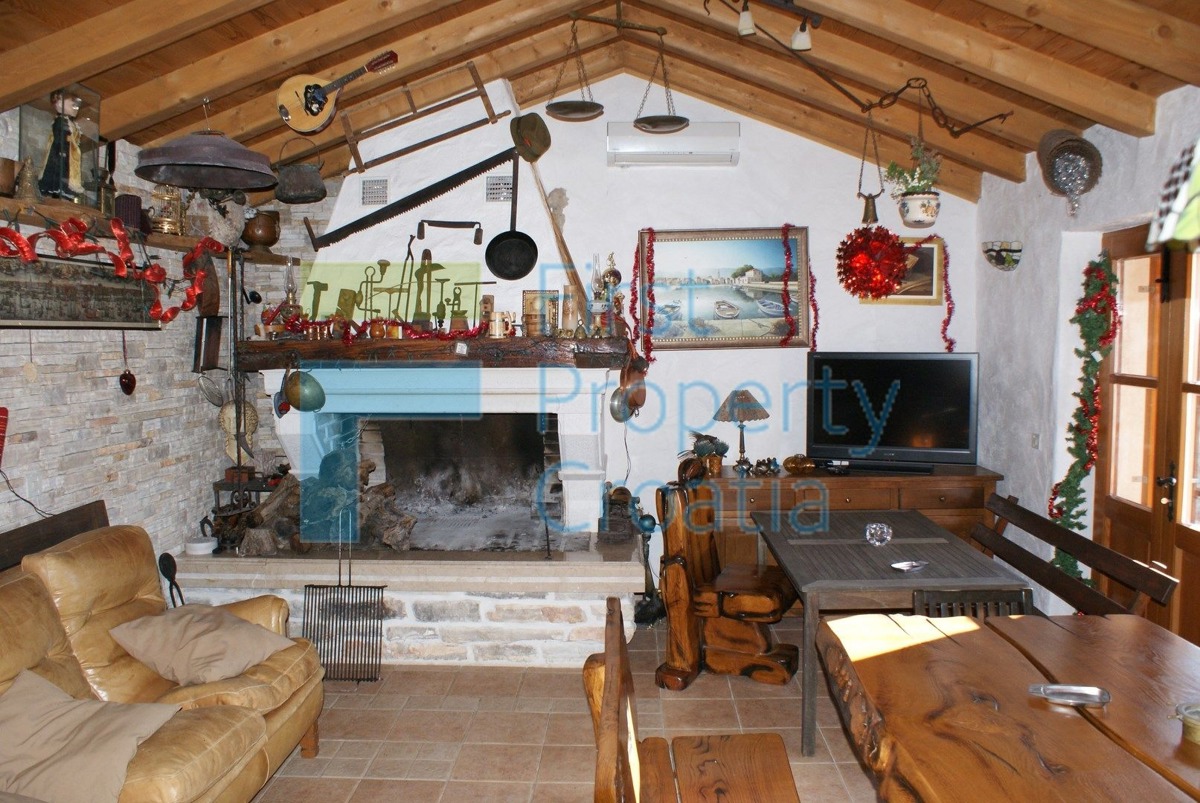 Casa In vendita - šibensko-kninska Rogoznica - foto 3/14