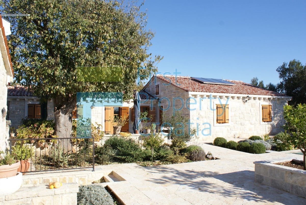 Casa In vendita - šibensko-kninska Rogoznica - foto 4/14