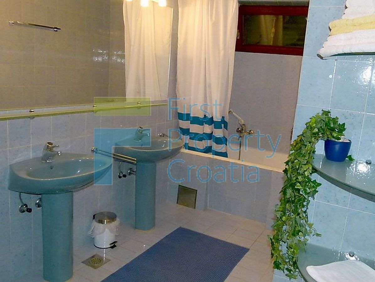 House For sale - Splitsko-dalmatinska Trogir - foto 1/21