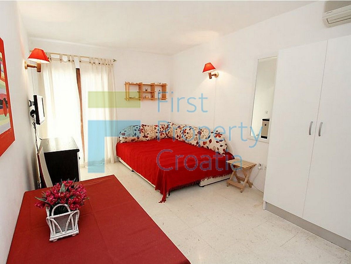 House For sale - SPLITSKO-DALMATINSKA TROGIR