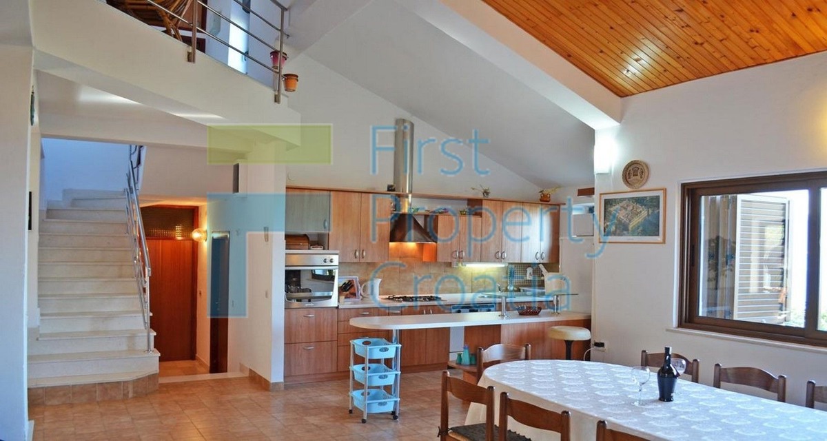 Haus Zu verkaufen - Splitsko-dalmatinska Trogir - foto 2/12