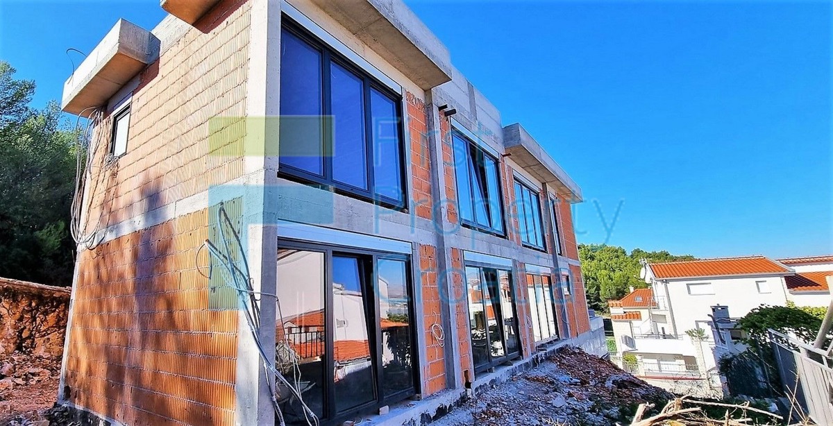 House For sale - SPLITSKO-DALMATINSKA TROGIR