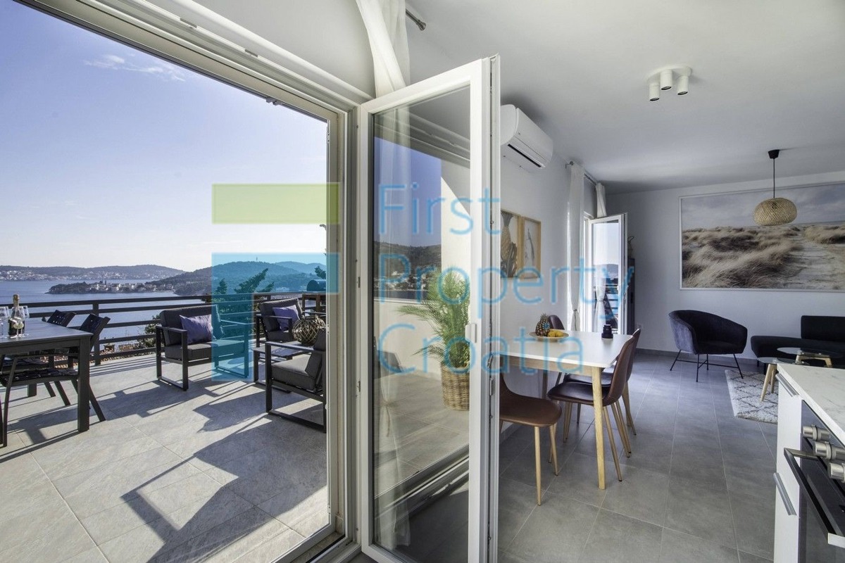 Apartment Zu verkaufen - ŠIBENSKO-KNINSKA ROGOZNICA