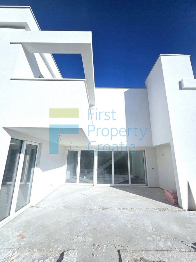 Haus Zu verkaufen - Splitsko-dalmatinska Trogir - foto 3/4