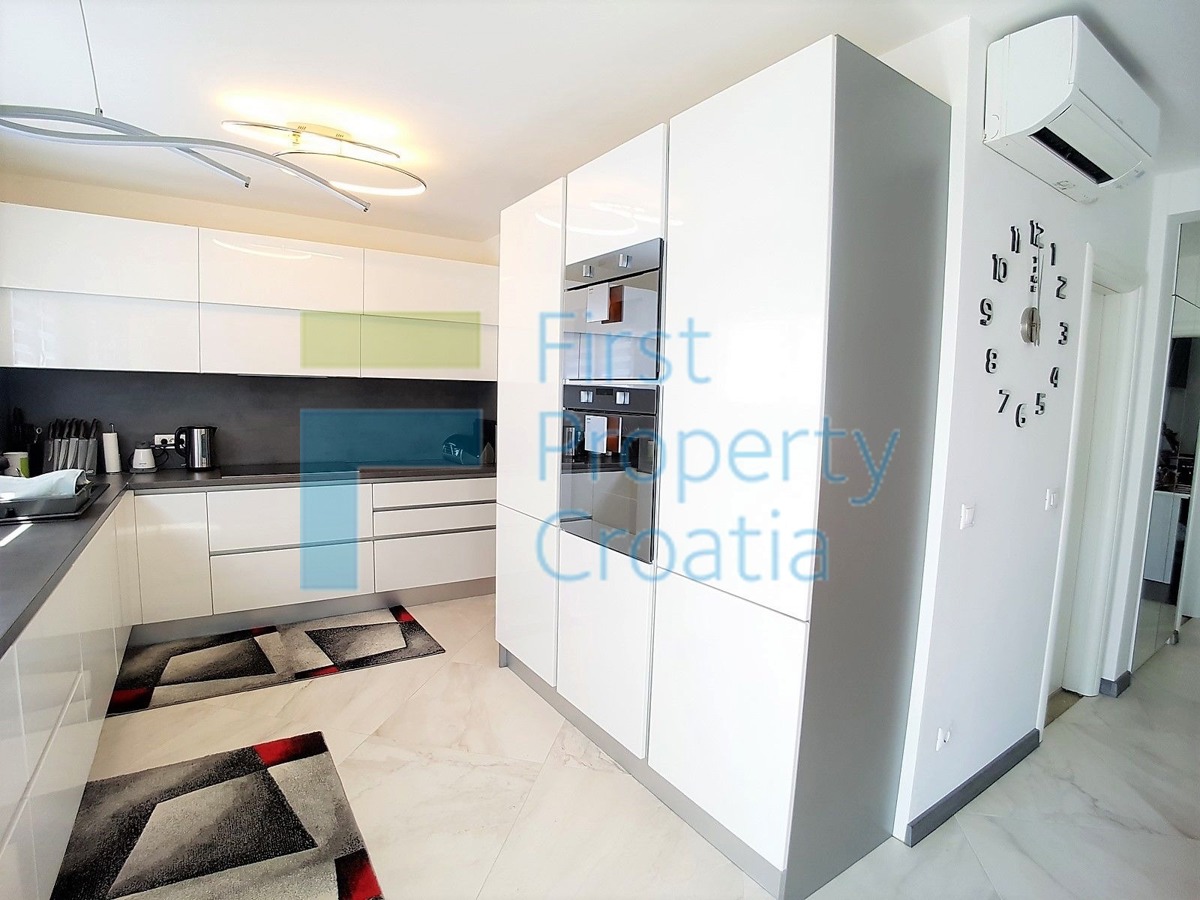 Appartamento In vendita - Splitsko-dalmatinska čiovo - foto 5/11