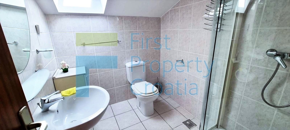 House For sale - SPLITSKO-DALMATINSKA ČIOVO