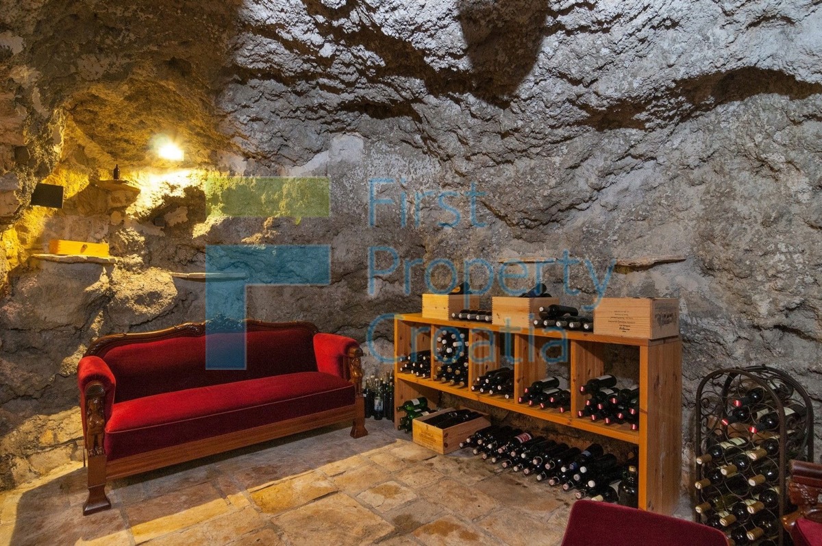 House For sale - Splitsko-dalmatinska Omiš - foto 4/15