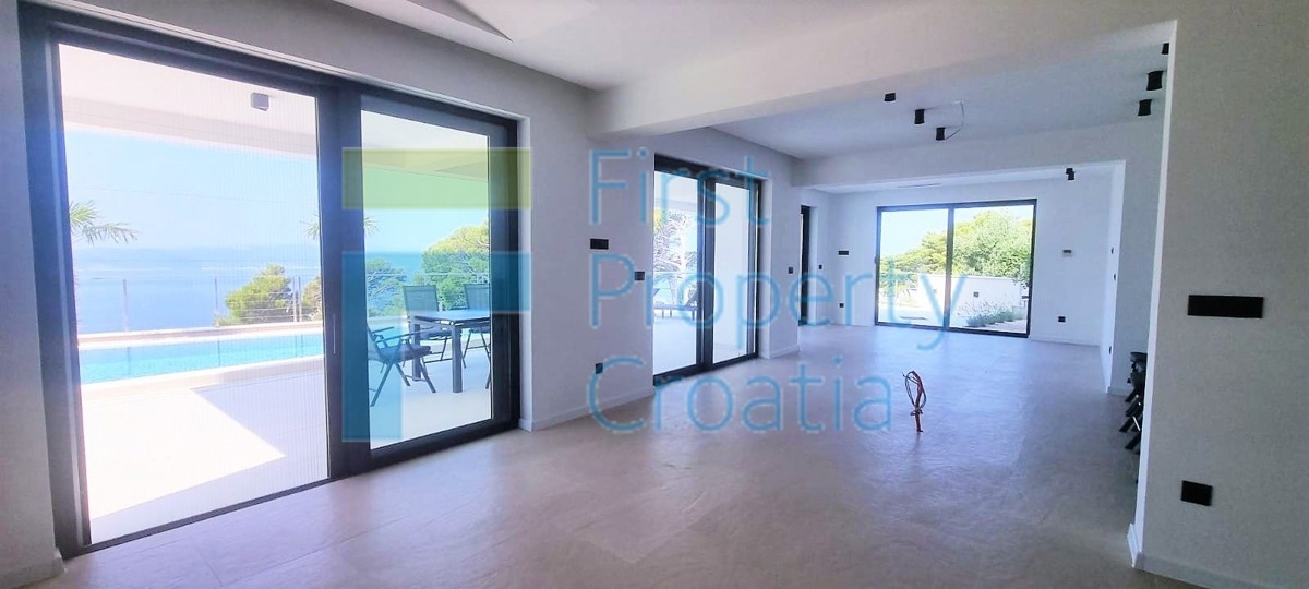 Casa In vendita - SPLITSKO-DALMATINSKA MAKARSKA