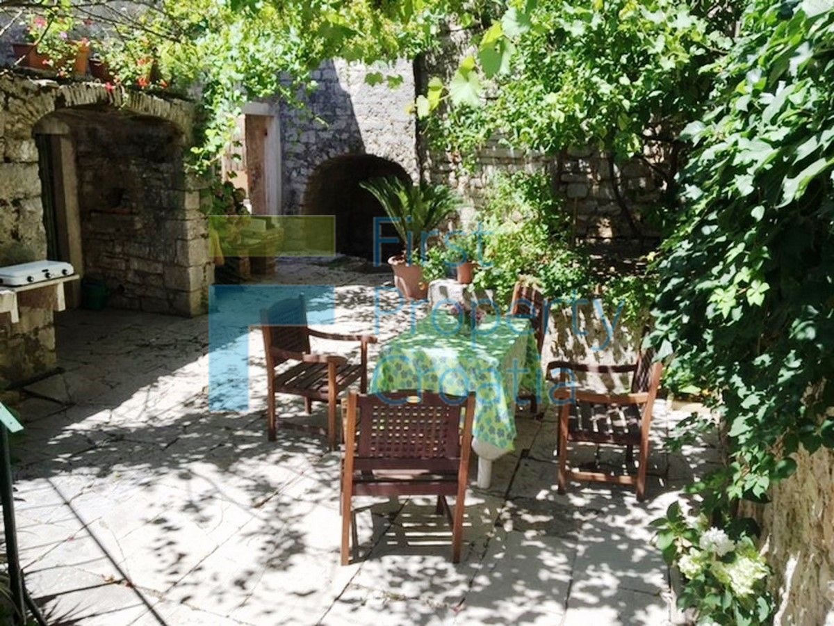 Haus Zu verkaufen - Splitsko-dalmatinska Hvar - foto 1/8