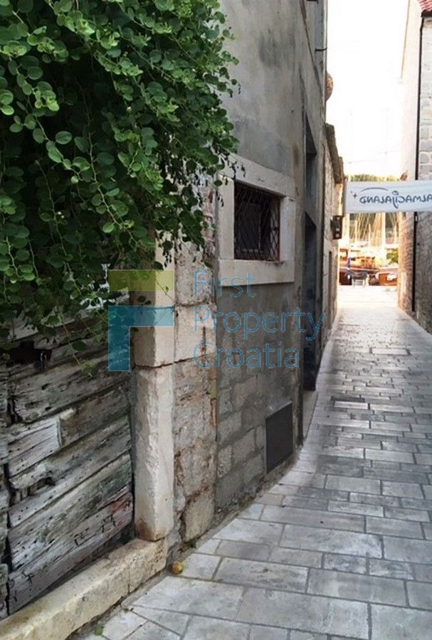 Haus Zu verkaufen - SPLITSKO-DALMATINSKA HVAR