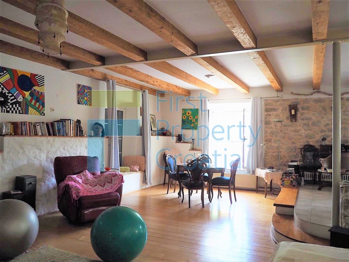 Haus Zu verkaufen - SPLITSKO-DALMATINSKA HVAR
