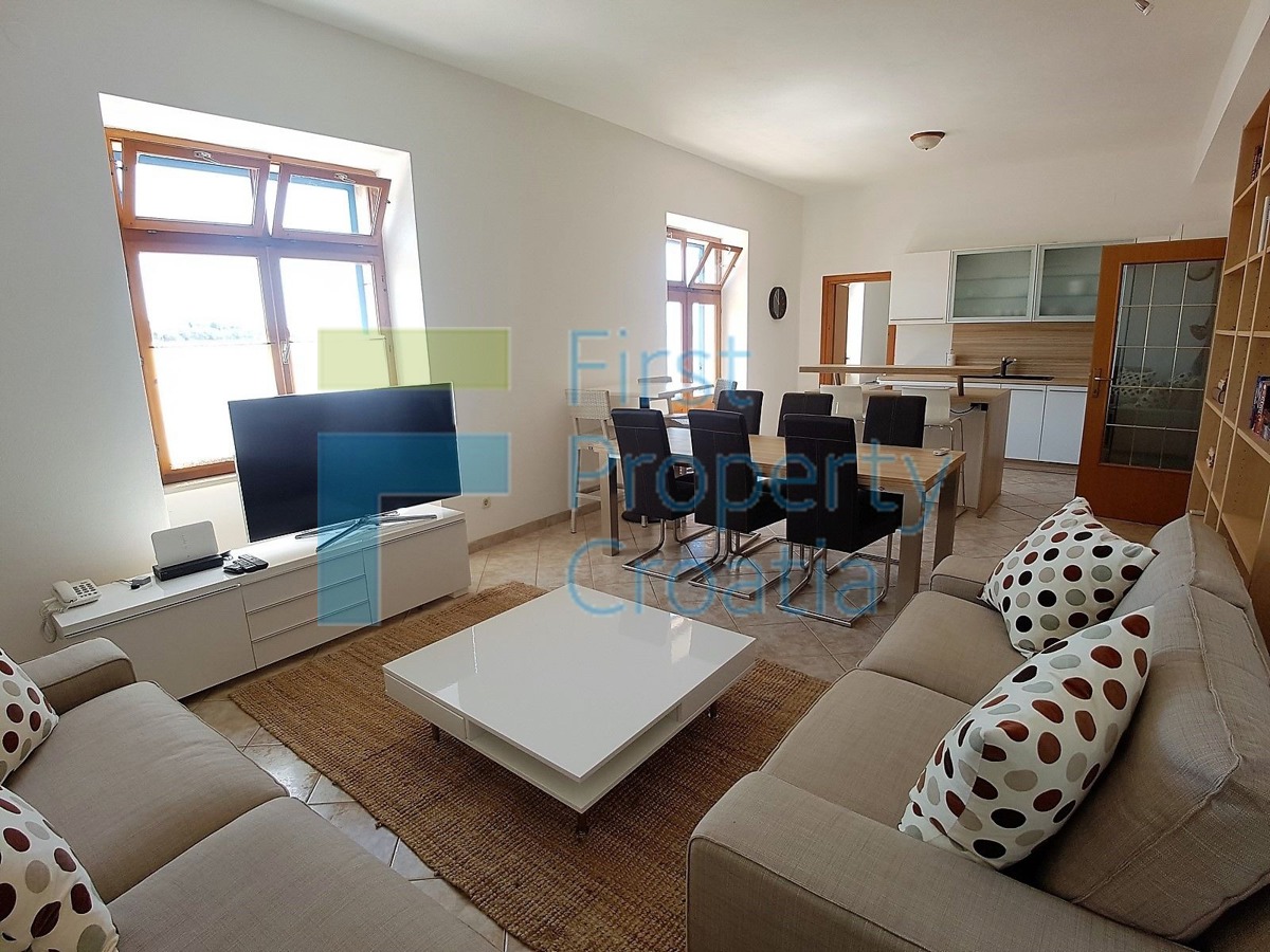 House For sale - SPLITSKO-DALMATINSKA BRAČ
