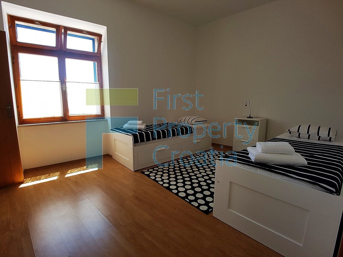 House For sale - SPLITSKO-DALMATINSKA BRAČ