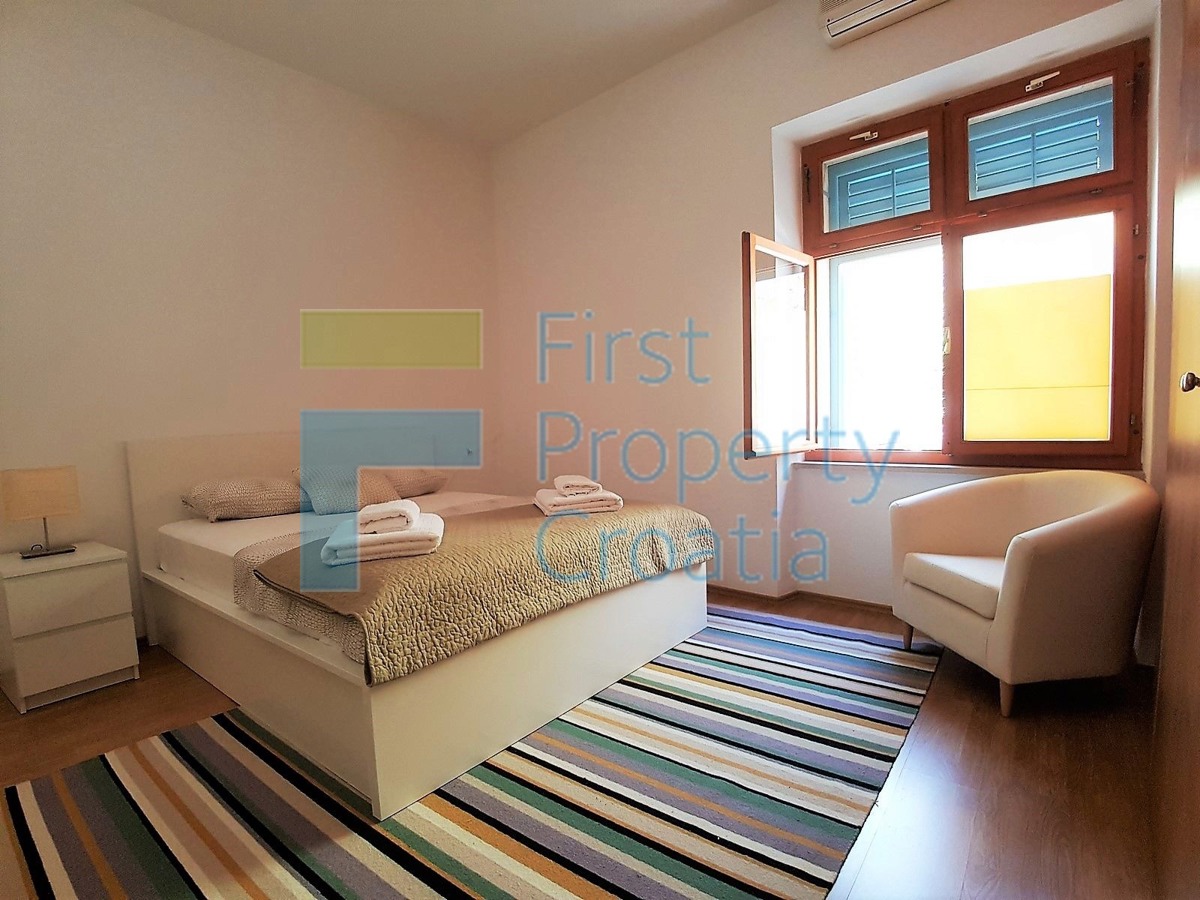 House For sale - SPLITSKO-DALMATINSKA BRAČ
