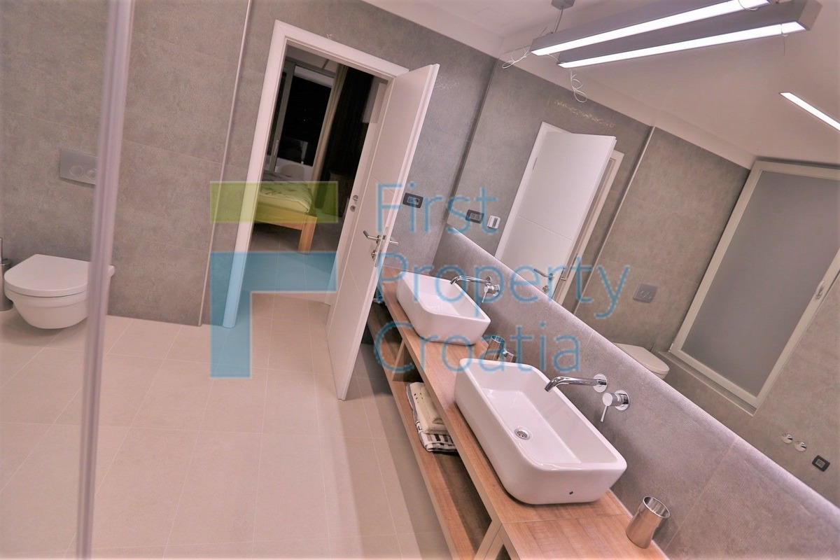 House For sale - Splitsko-dalmatinska Brač - foto 4/13