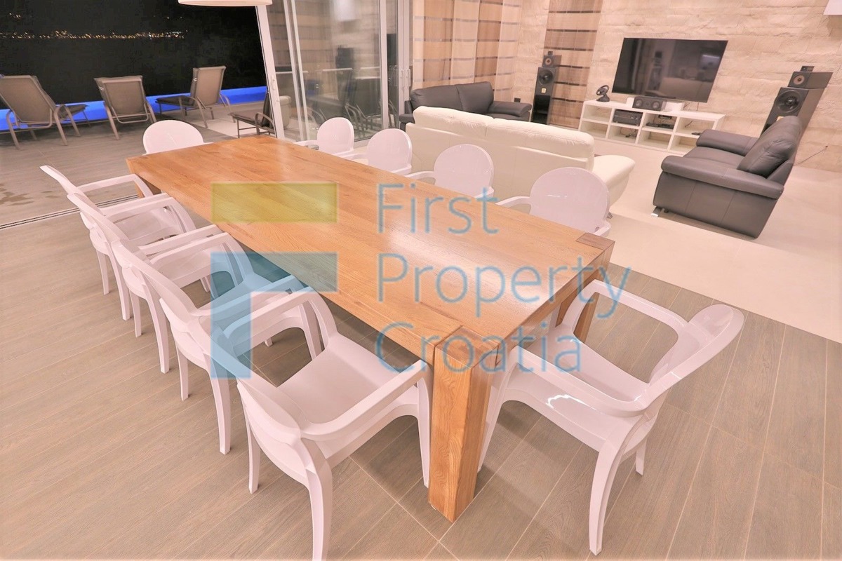 House For sale - SPLITSKO-DALMATINSKA BRAČ