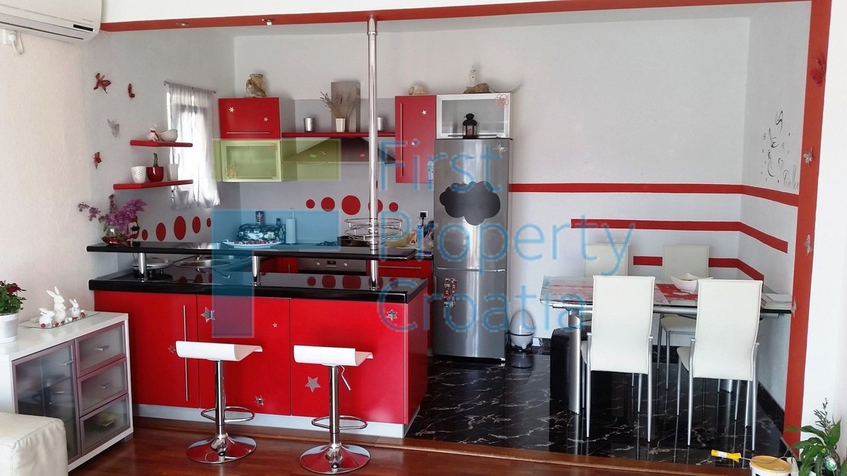 House For sale - Splitsko-dalmatinska Brač - foto 1/14