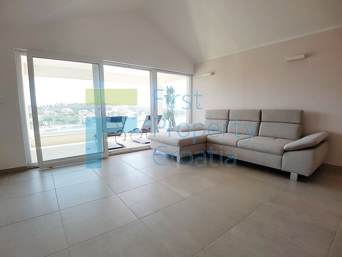 House For sale - SPLITSKO-DALMATINSKA BRAČ