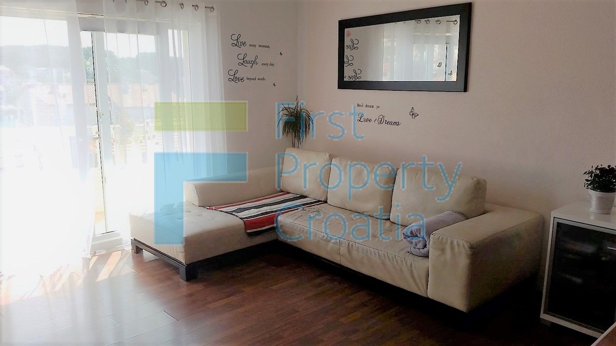 House For sale - SPLITSKO-DALMATINSKA BRAČ
