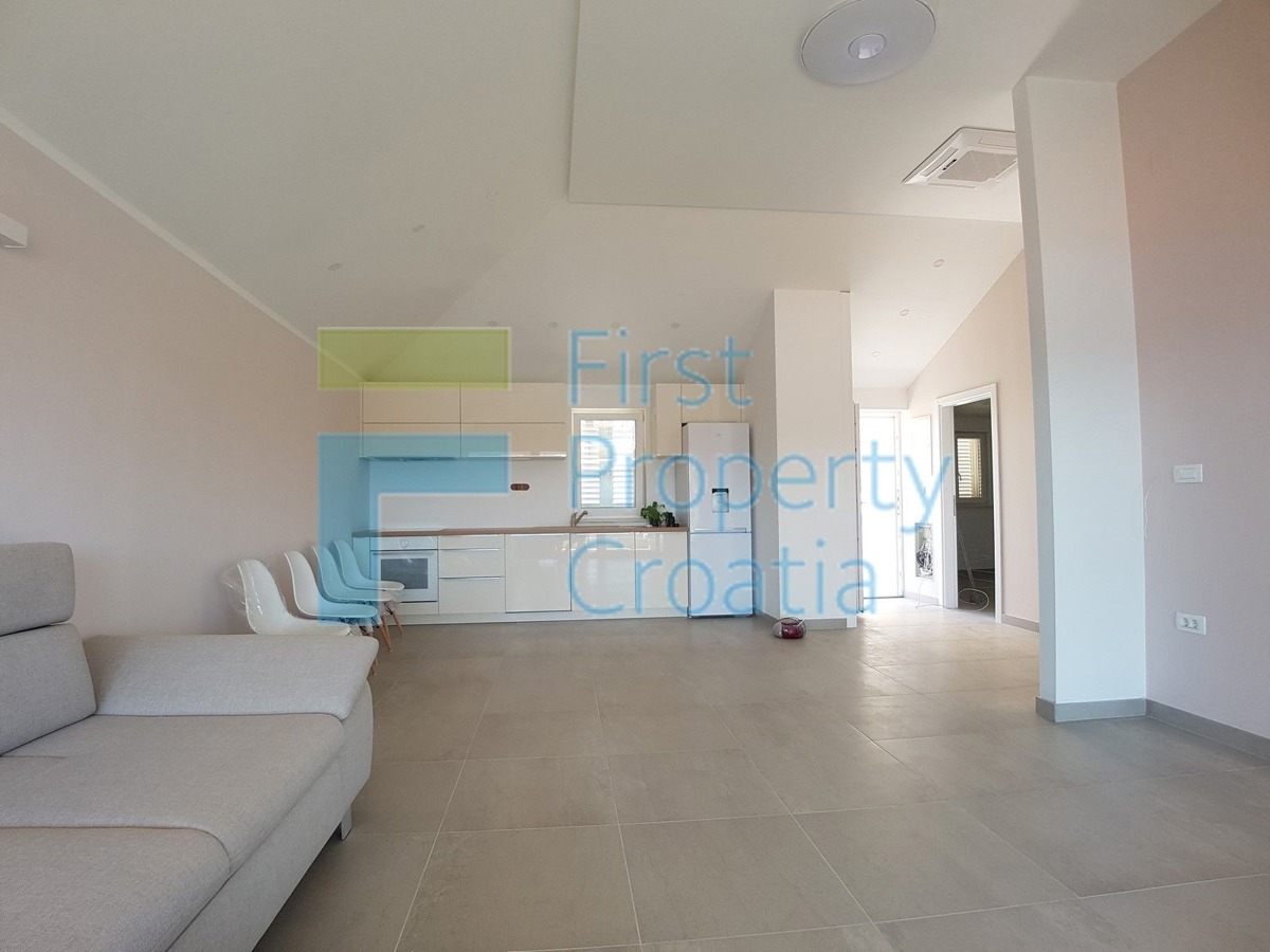 House For sale - SPLITSKO-DALMATINSKA BRAČ