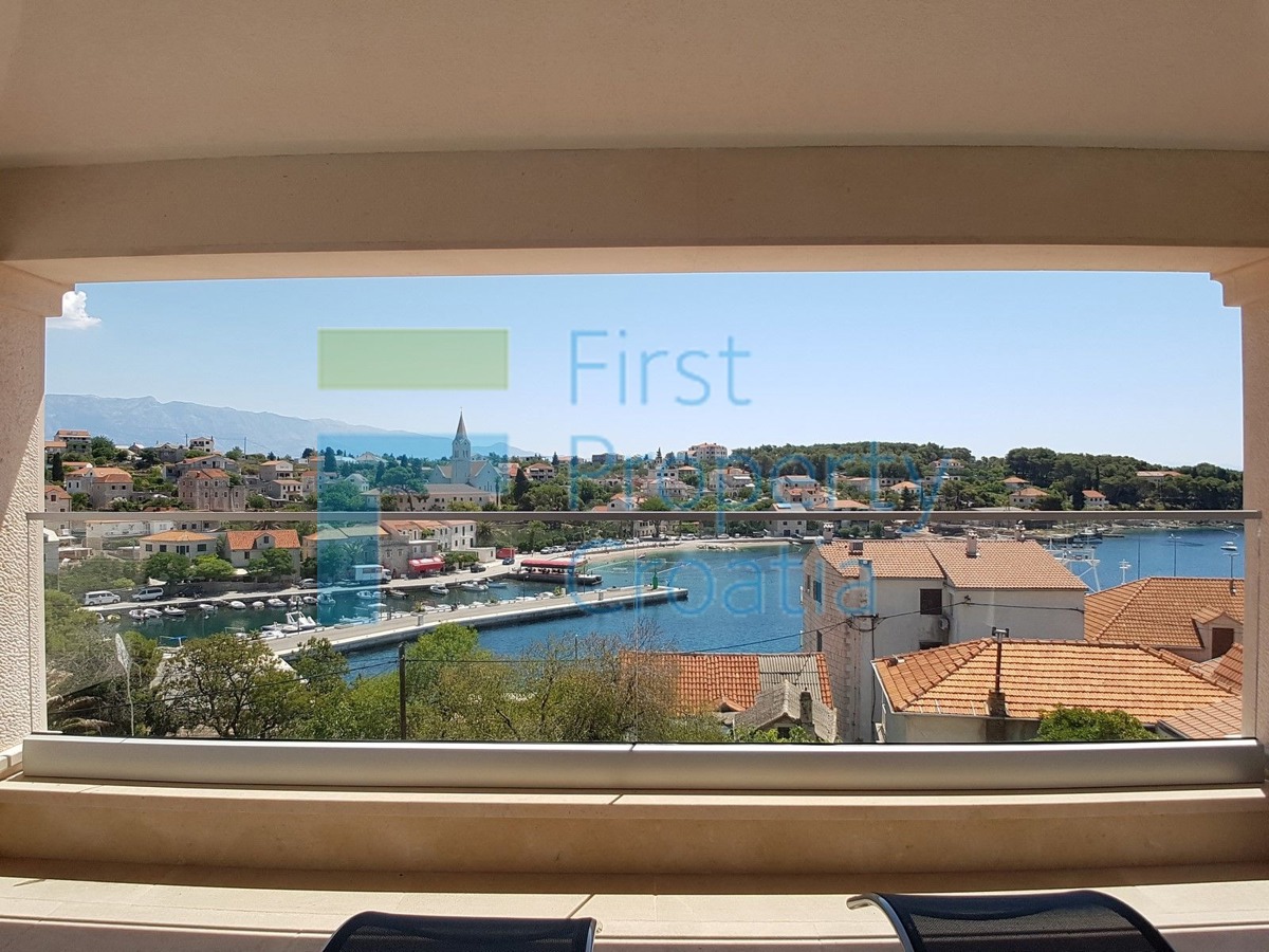 House For sale - SPLITSKO-DALMATINSKA BRAČ