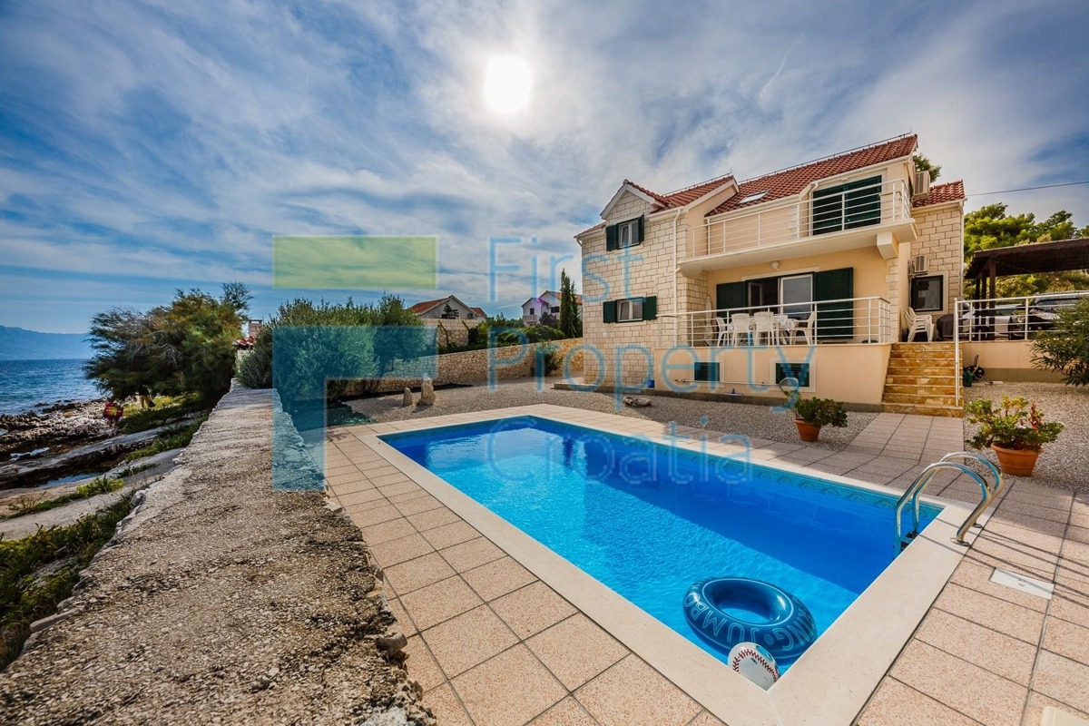 House For sale - SPLITSKO-DALMATINSKA BRAČ