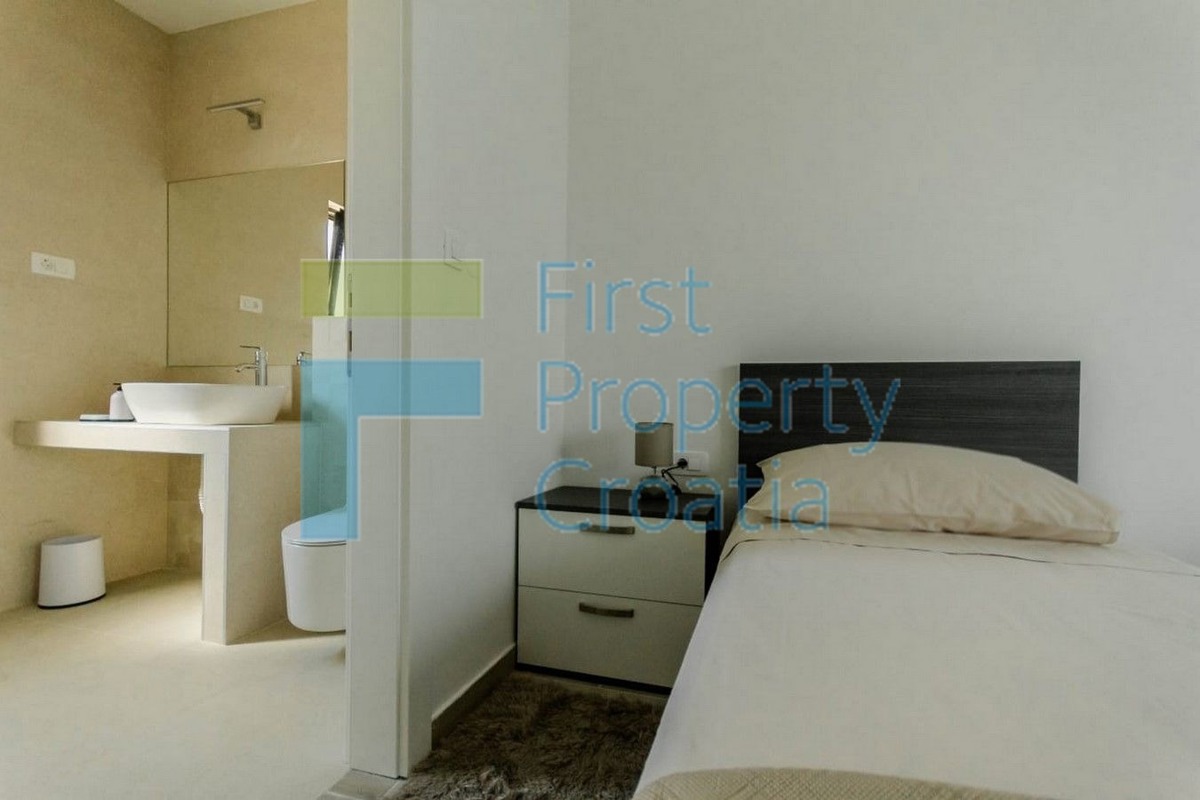 Haus Zu verkaufen - Splitsko-dalmatinska Trogir - foto 4/12