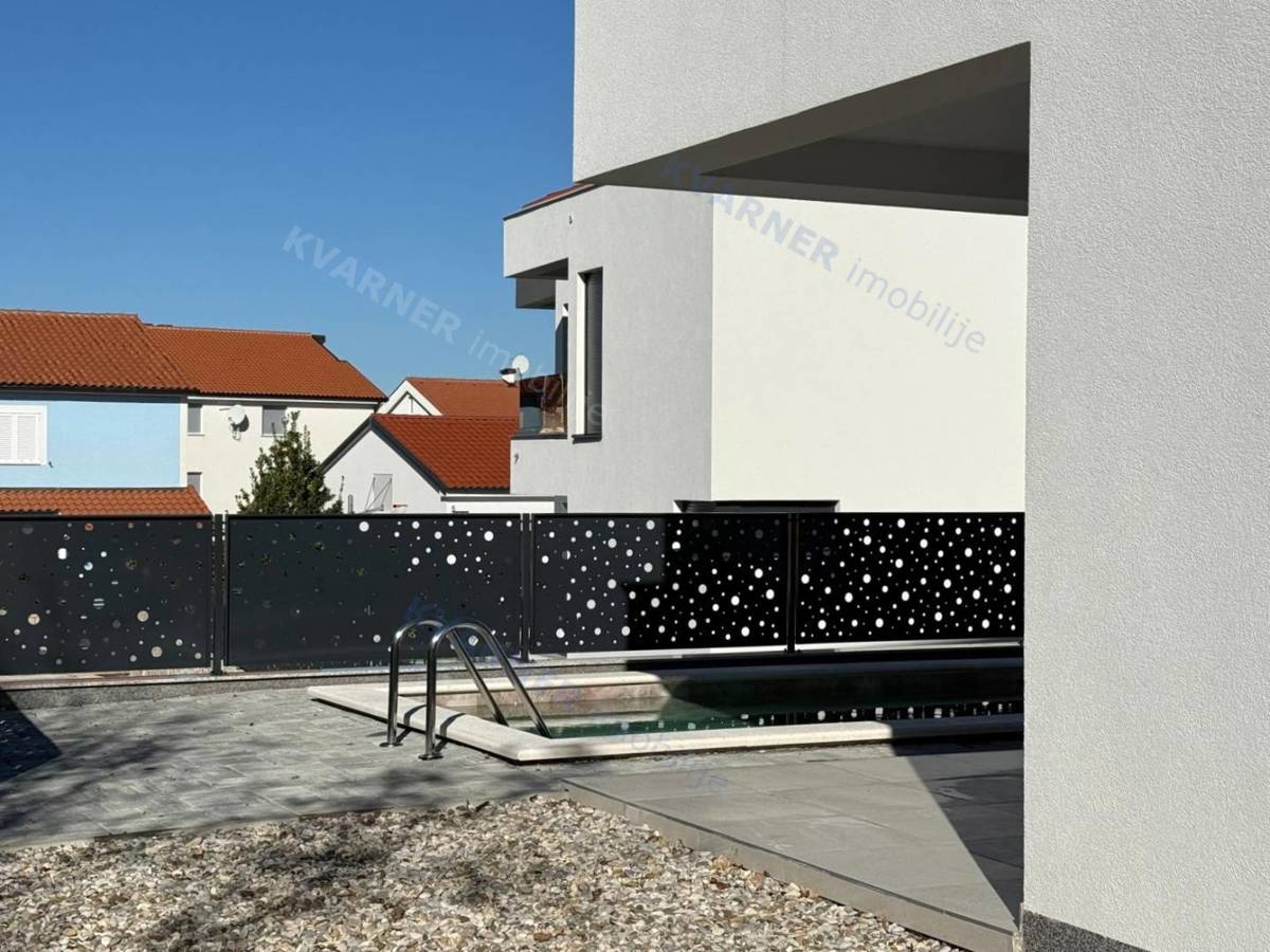 Casa In vendita - PRIMORSKO-GORANSKA KRK