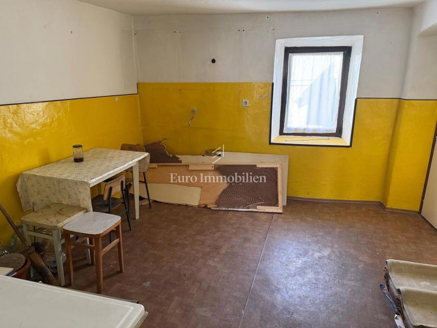 Appartement À vendre - LIČKO-SENJSKA SENJ