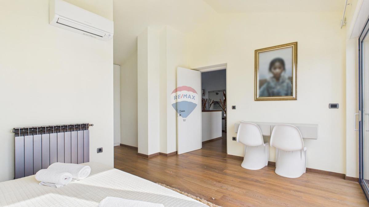 Haus Zu verkaufen - ISTARSKA SVETI LOVREČ