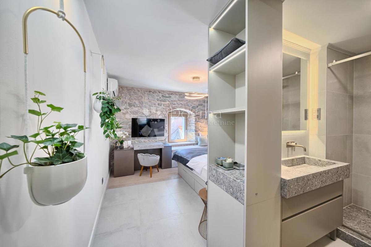 Flat For sale - SPLITSKO-DALMATINSKA SPLIT