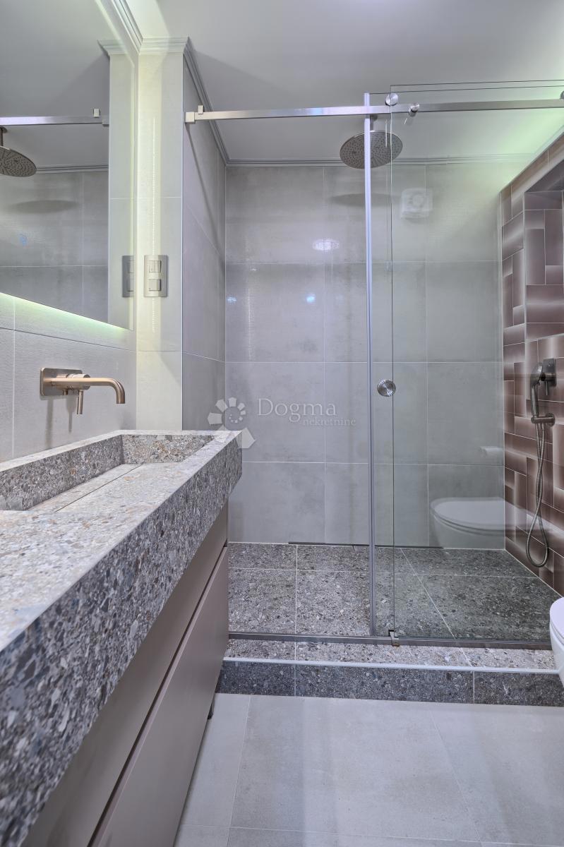 Flat For sale - SPLITSKO-DALMATINSKA SPLIT